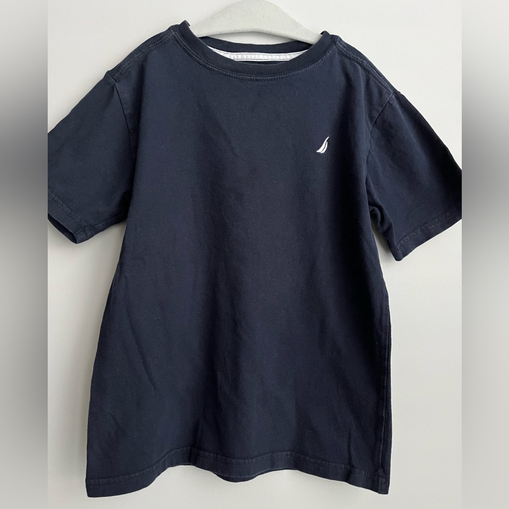 Nautica navy blue boys size 7 shirt